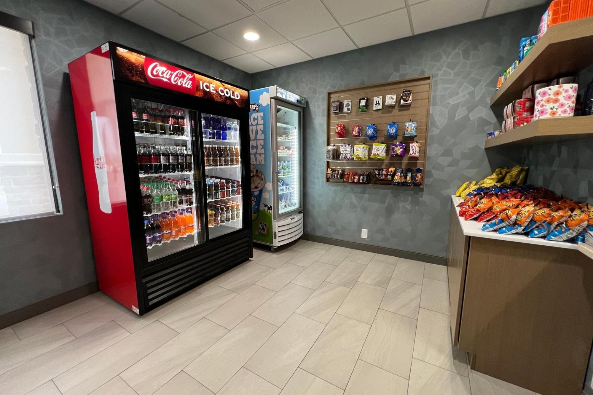 Holiday Inn Express Harrisburg I-81 - Hershey By Ihg Manadahill Экстерьер фото