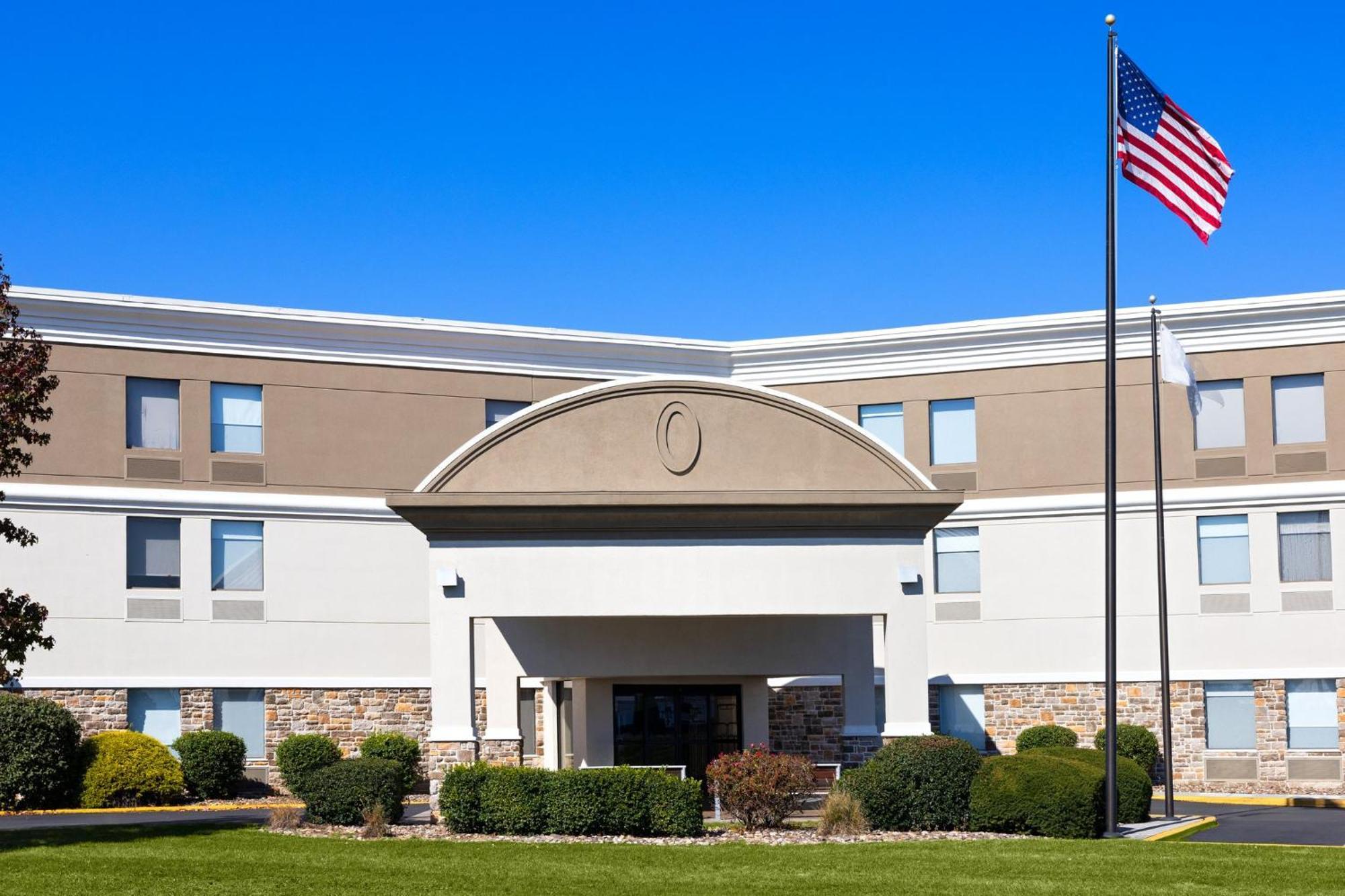Holiday Inn Express Harrisburg I-81 - Hershey By Ihg Manadahill Экстерьер фото